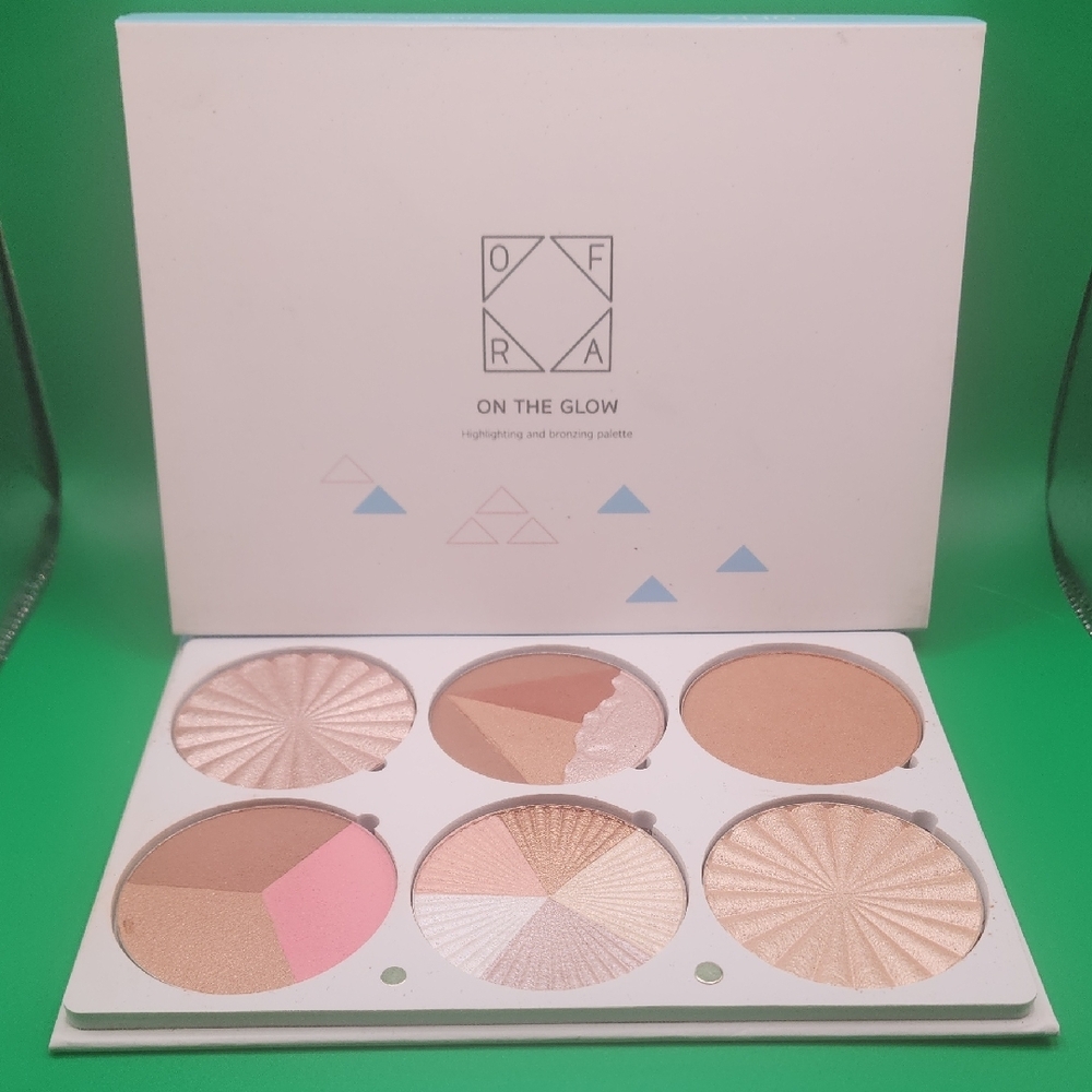 OFRA On The Glow Highlighting and Bronzing Palette